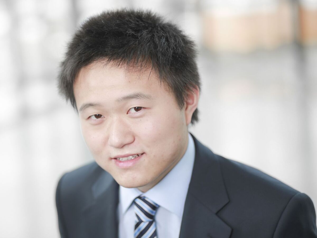 Associate Professur von Dr. Baifan Zhou