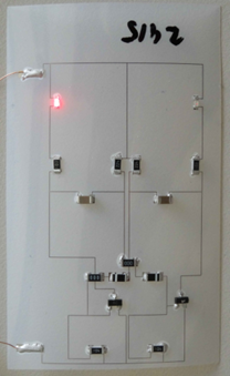 Test circuit with conductive tracks 